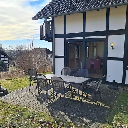 Spacious Near In *